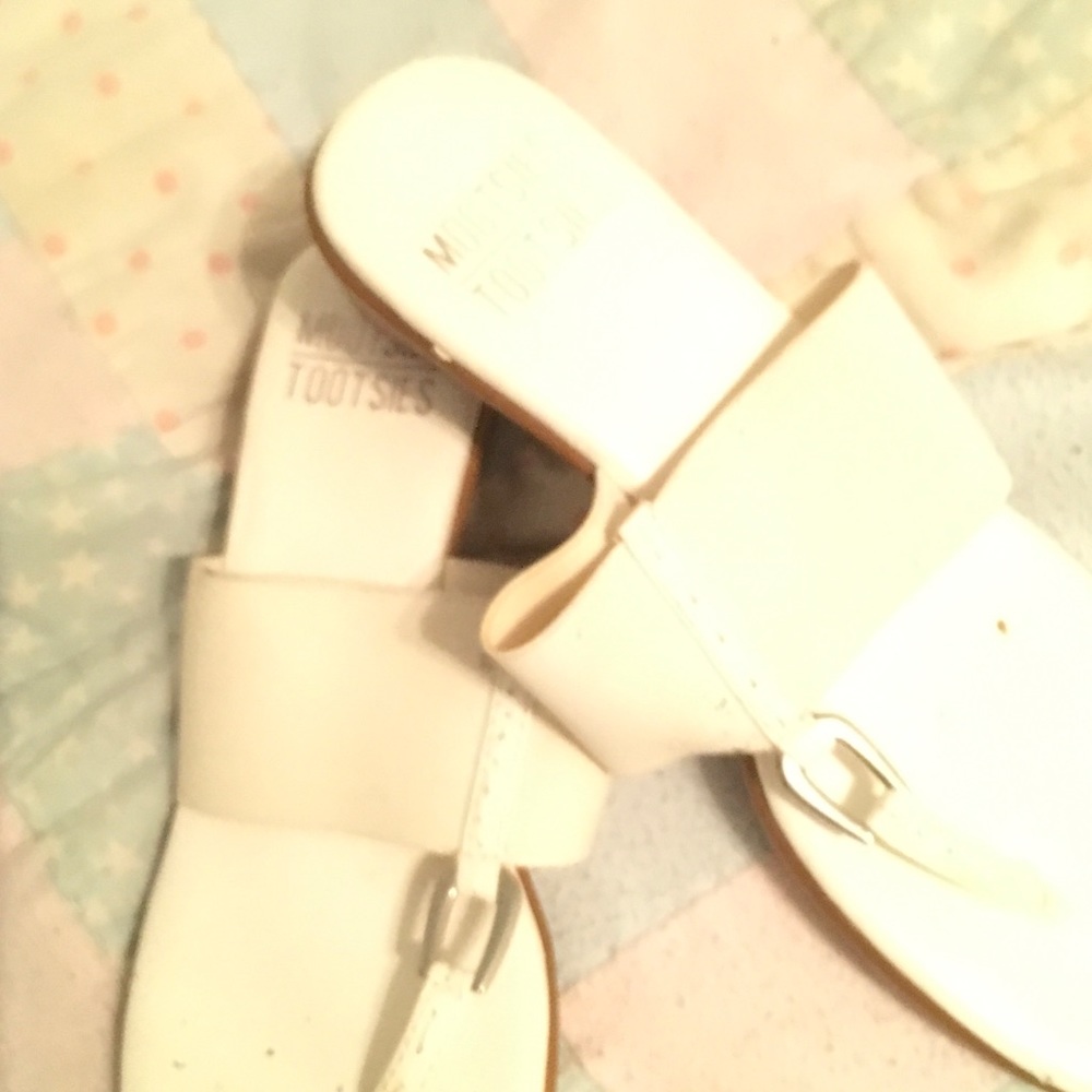 Shoes - Picture 2 of 3